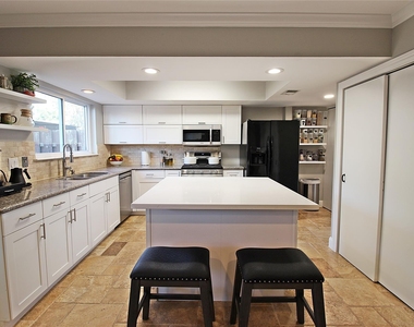 10386 Hammerly Boulevard - Photo Thumbnail 9