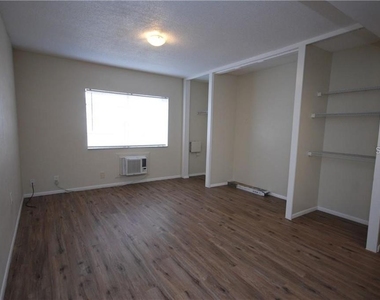 1254 E 113th Avenue - Photo Thumbnail 2