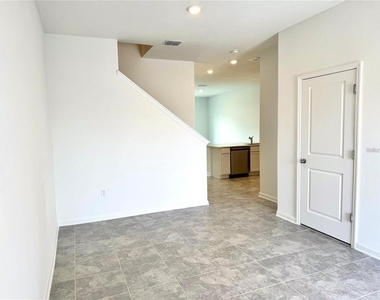 2572 Skyline Loop - Photo Thumbnail 22