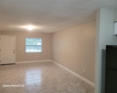 1015 Beecher Street - Photo Thumbnail 2