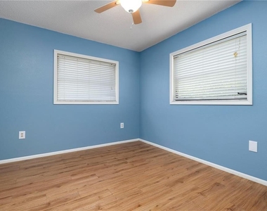 133 1st Avenue - Photo Thumbnail 17