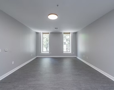333 State Street - Photo Thumbnail 2