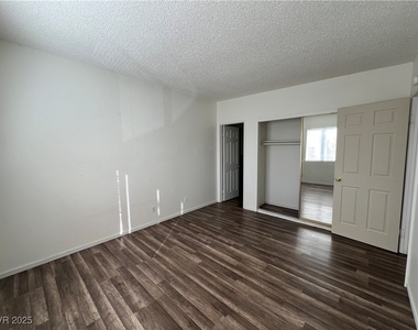 6942 Appleton Drive - Photo Thumbnail 20