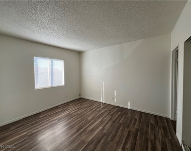 6942 Appleton Drive - Photo Thumbnail 19
