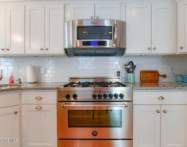 94 Clark Avenue - Photo Thumbnail 13