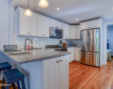 94 Clark Avenue - Photo Thumbnail 10