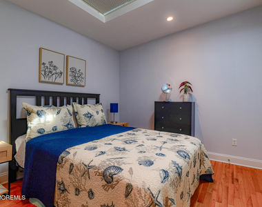 94 Clark Avenue - Photo Thumbnail 14
