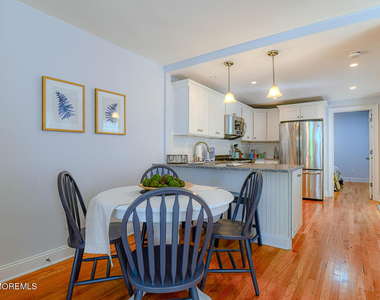 94 Clark Avenue - Photo Thumbnail 9