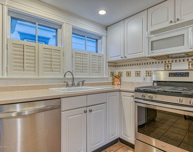 124 Main Avenue - Photo Thumbnail 10