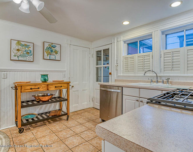 124 Main Avenue - Photo Thumbnail 13