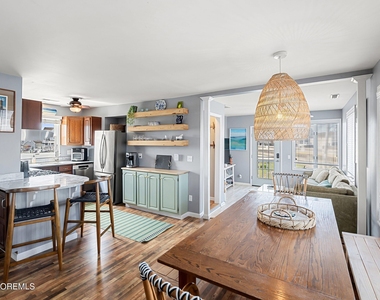 167 4th Avenue - Photo Thumbnail 3