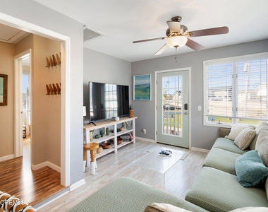 167 4th Avenue - Photo Thumbnail 5