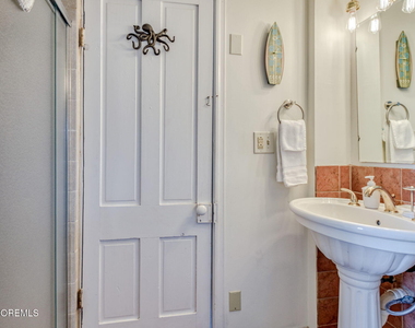 19 Webb Avenue - Photo Thumbnail 15