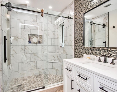 6557 Country Wood Way - Photo Thumbnail 11