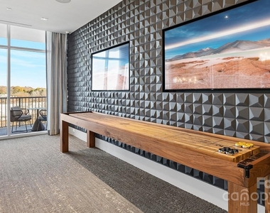 4425 Sharon Road - Photo Thumbnail 16