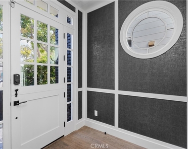 2037 E Ocean - Photo Thumbnail 9
