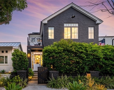 2037 E Ocean - Photo Thumbnail 43