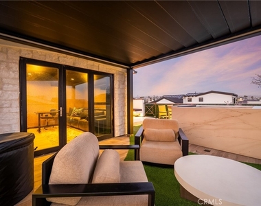2037 E Ocean - Photo Thumbnail 52