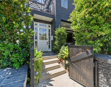 2037 E Ocean - Photo Thumbnail 39