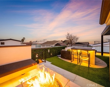 2037 E Ocean - Photo Thumbnail 50