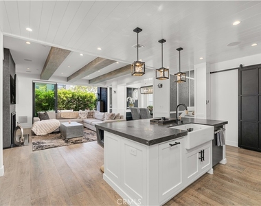 2037 E Ocean - Photo Thumbnail 2