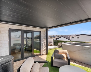 2037 E Ocean - Photo Thumbnail 31