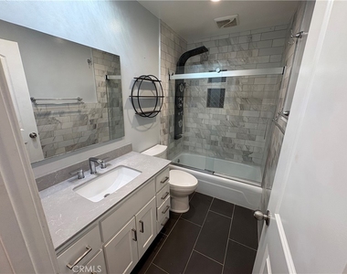 5625 Sumner - Photo Thumbnail 10