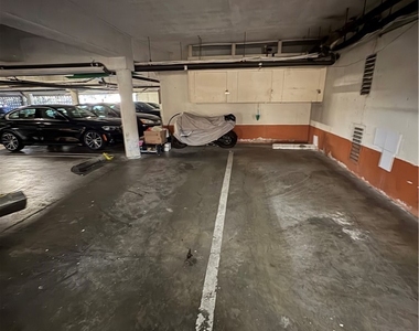 5625 Sumner - Photo Thumbnail 20
