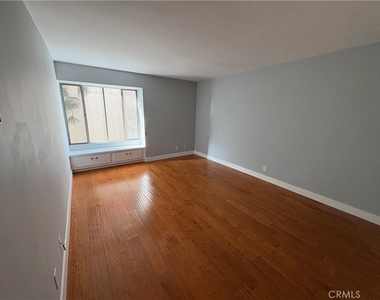 5625 Sumner - Photo Thumbnail 16