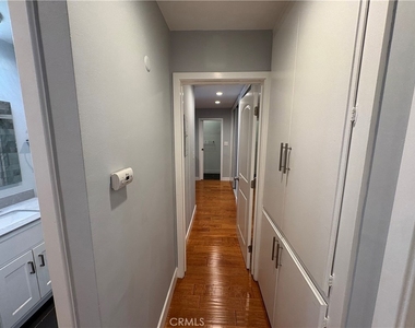 5625 Sumner - Photo Thumbnail 9