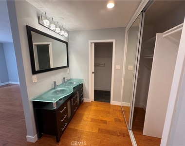 5625 Sumner - Photo Thumbnail 18