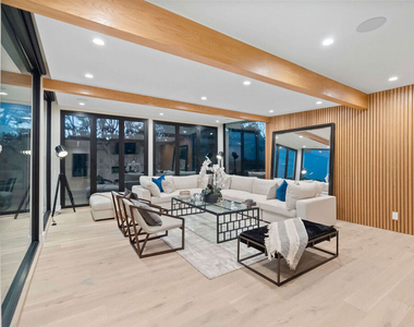 27187 Sea Vista Drive - Photo Thumbnail 7