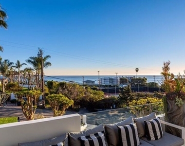 27187 Sea Vista Drive - Photo Thumbnail 34