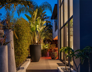 1172 Linda Flora Drive - Photo Thumbnail 31