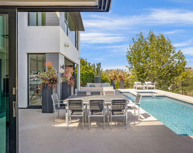 1172 Linda Flora Drive - Photo Thumbnail 26