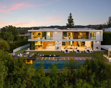 16801 Oak View Drive - Photo Thumbnail 3
