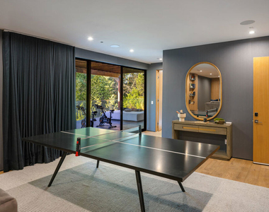 16801 Oak View Drive - Photo Thumbnail 18