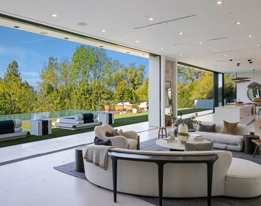16801 Oak View Drive - Photo Thumbnail 10