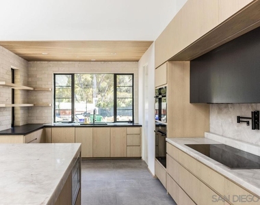 4874 Sun Valley Rd - Photo Thumbnail 13