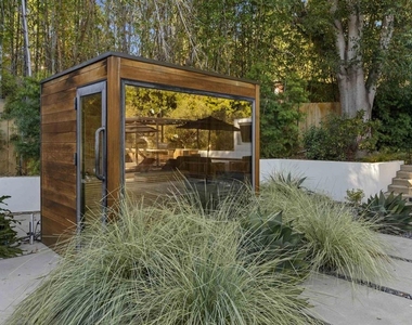4874 Sun Valley Rd - Photo Thumbnail 36