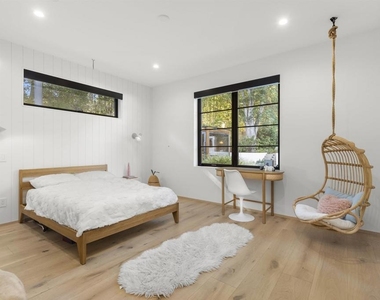 4874 Sun Valley Rd - Photo Thumbnail 18