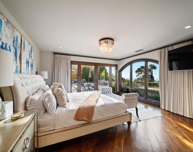 7853 Via Capri - Photo Thumbnail 45