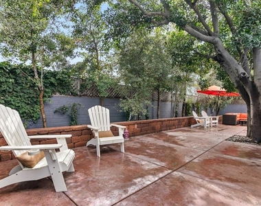 1865 Mission Cliff Drive - Photo Thumbnail 20