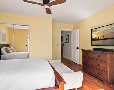 1865 Mission Cliff Drive - Photo Thumbnail 14