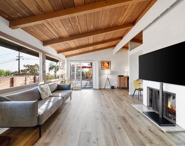 5643 Linda Rosa Ave - Photo Thumbnail 30