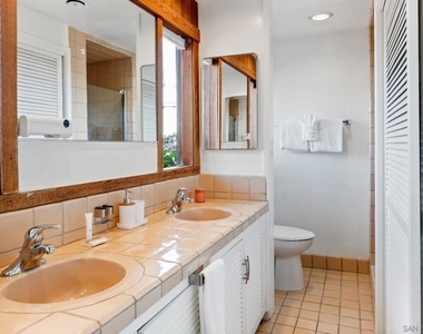 5643 Linda Rosa Ave - Photo Thumbnail 18