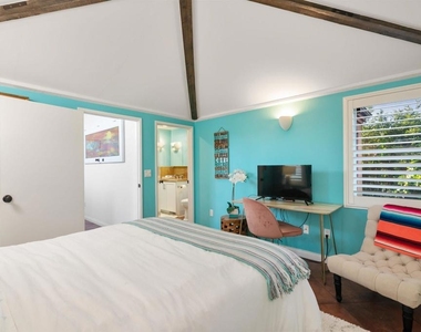 618 Gravilla Pl - Photo Thumbnail 42