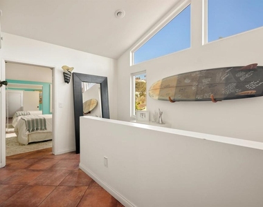 618 Gravilla Pl - Photo Thumbnail 39