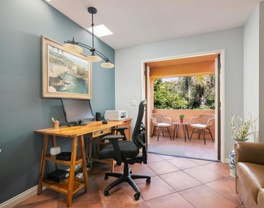 618 Gravilla Pl - Photo Thumbnail 35