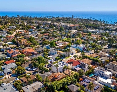 618 Gravilla Pl - Photo Thumbnail 5